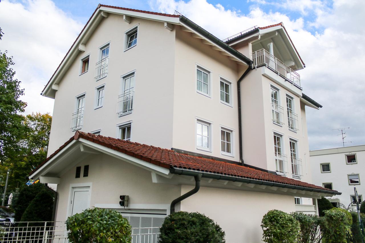 Boutique Hotel Beckenlehner Unterhaching Exterior foto